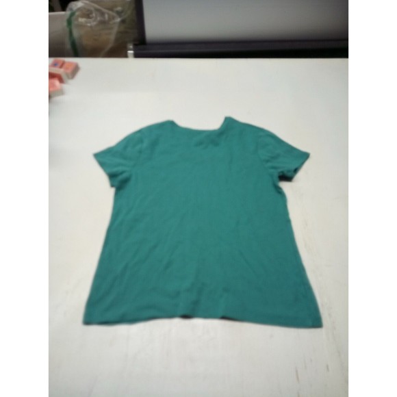 Women's Croft & Barrow Petite The Classic Tee Short Sleeve V-Neck Green  PM - Picture 5 of 5